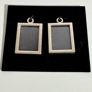 Silver Rectangular Frame Pendants‎